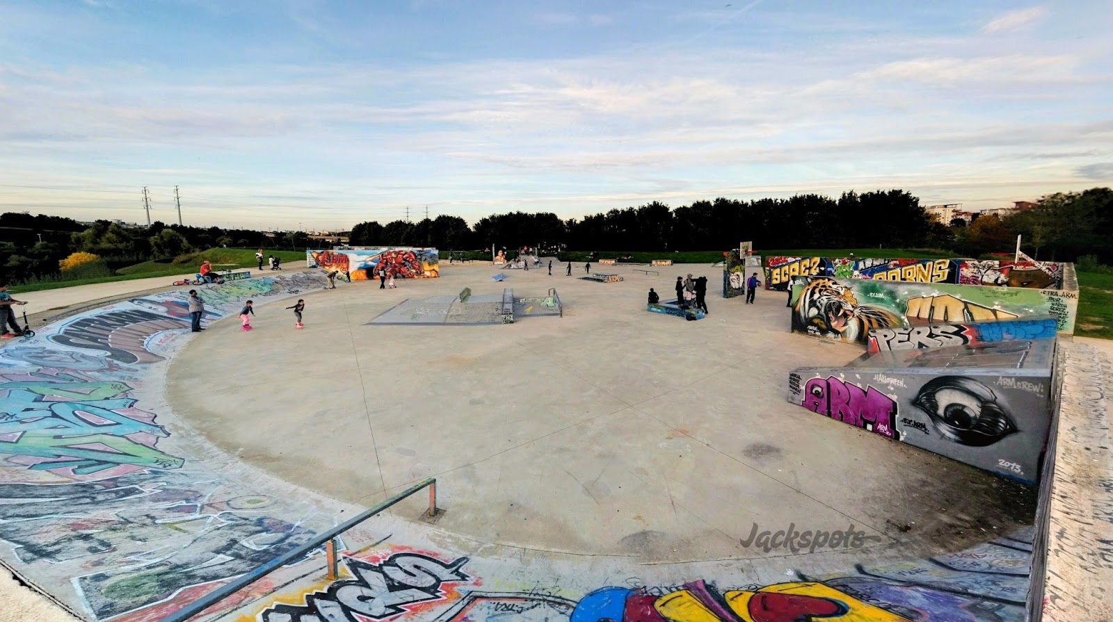 Blue Beach Valenton Skate Spot