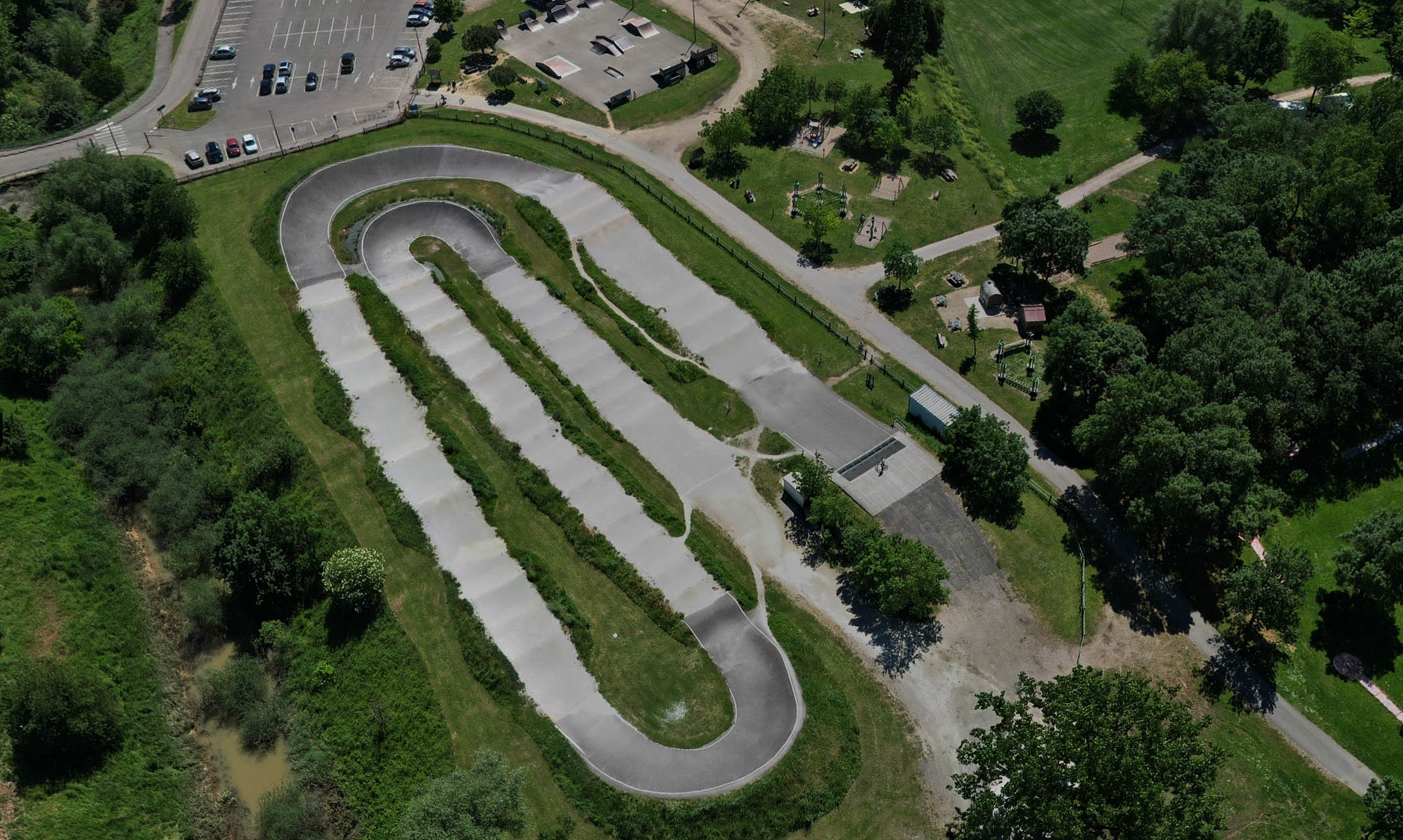 Parc De La Filhole Marmande Skate Spot