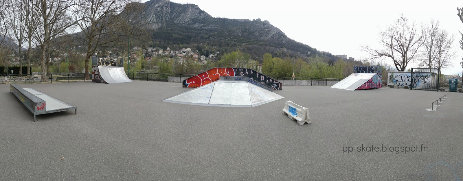 L' Esplanade Grenoble Skate Spot