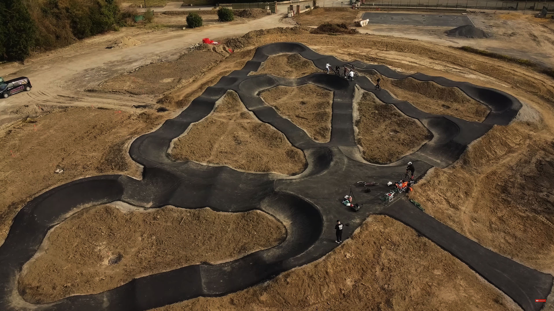 Le Marais Clairoix Skate Spot