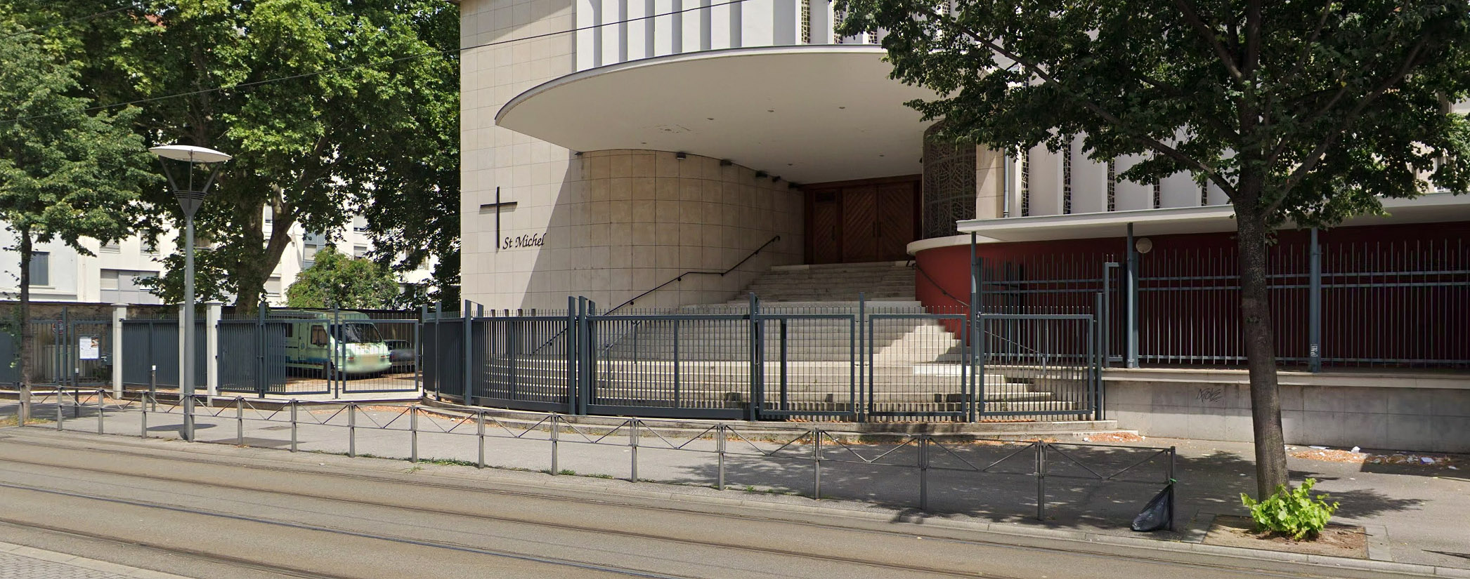 Église ST Michel Lyon Skate Spot