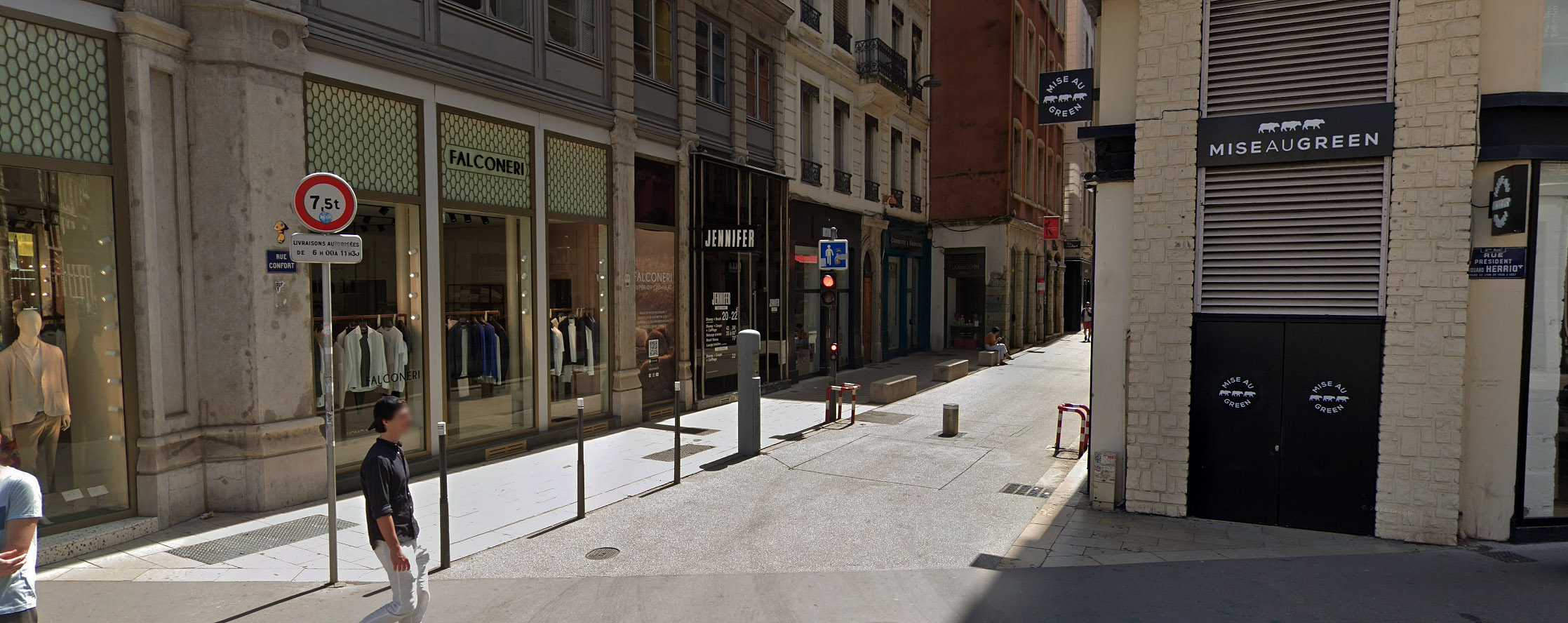 Confort Street Lyon Skate Spot