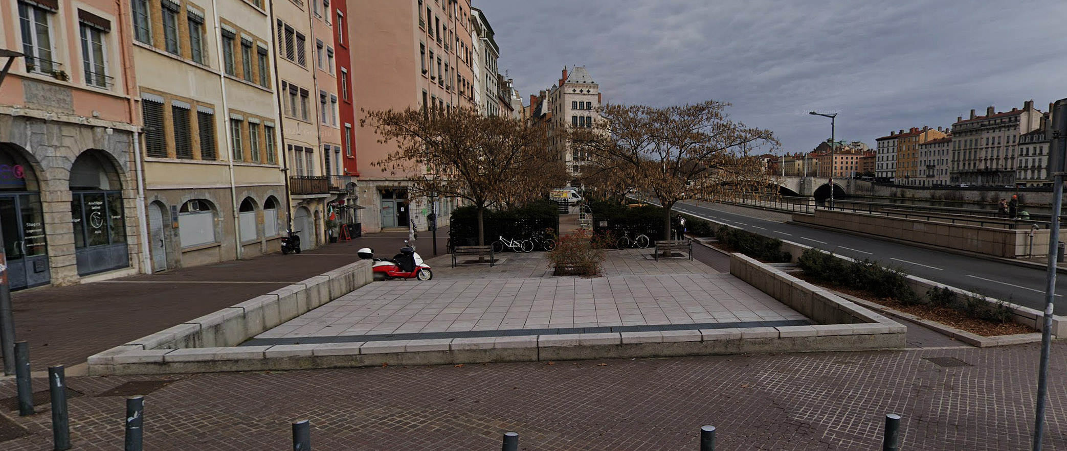 Place Crepu Lyon Skate Spot