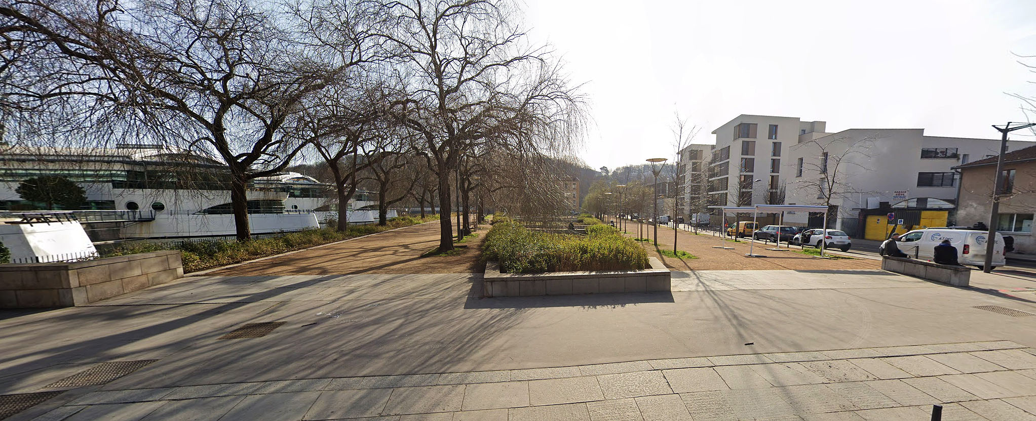 Pathé Vaise Lyon Skate Spot