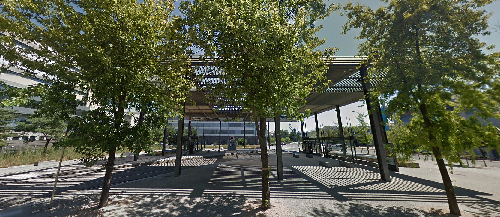 Fac Tram La Doua Villeurbanne Skate Spot