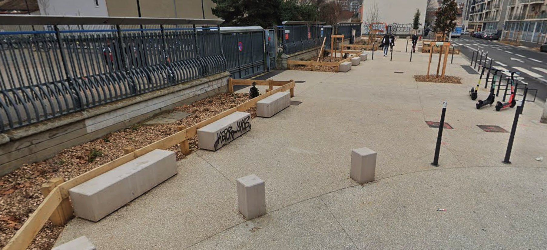 Lycée Monplaisir Lyon Skate Spot