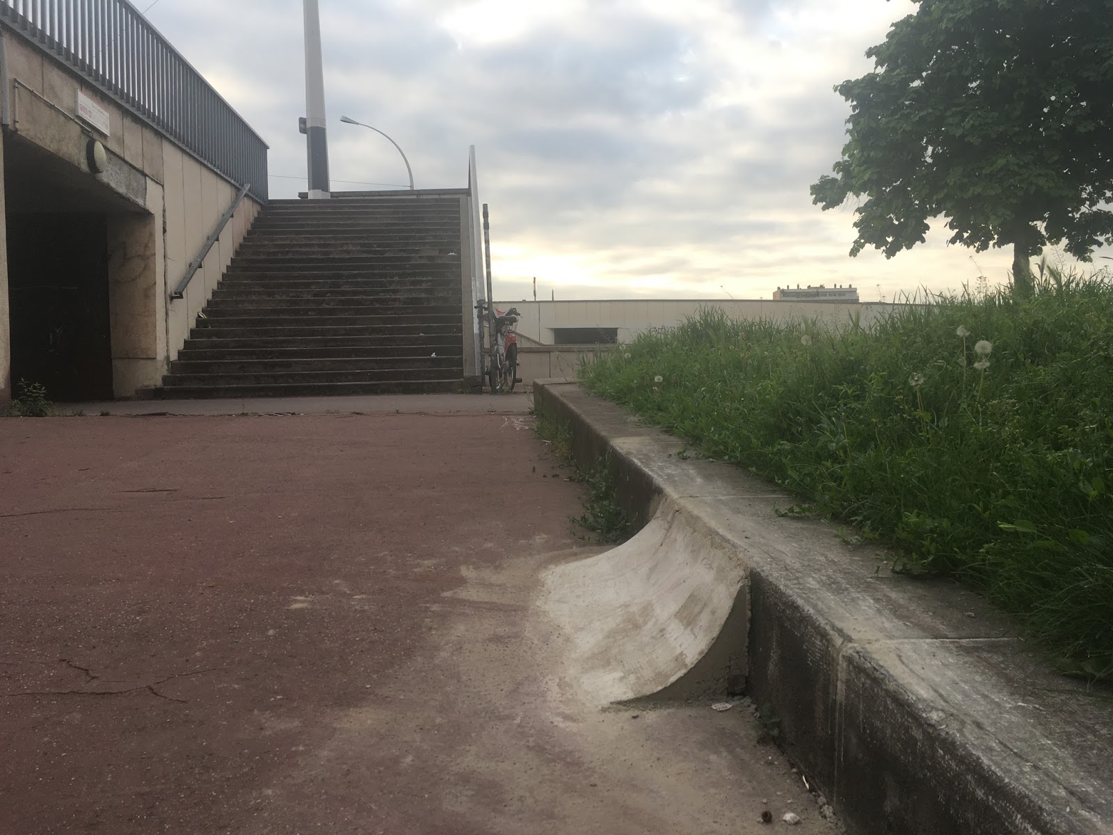 L' Échangeur Lyon Skate Spot