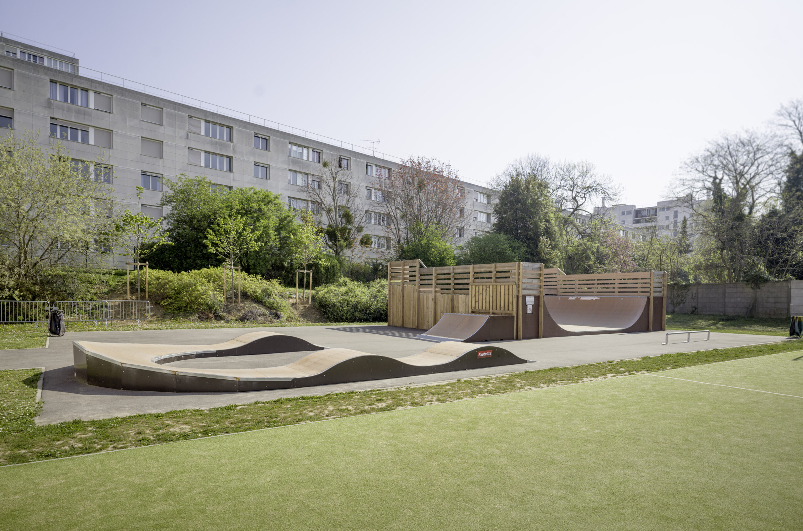Stade des Esselieres Le Kremlin Bicêtre Skate Spot