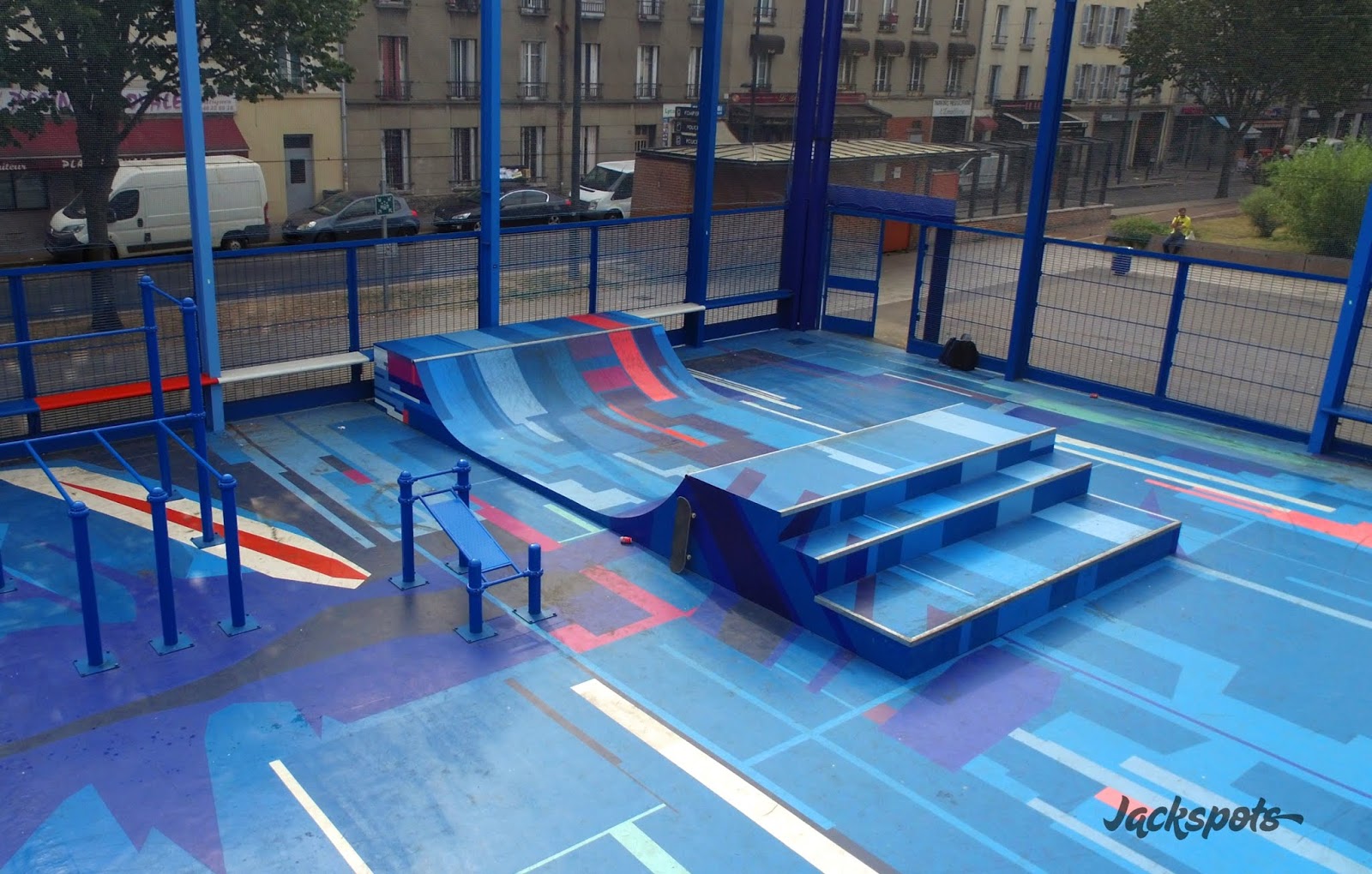 Playground Adidas Saint Denis Skate Spot