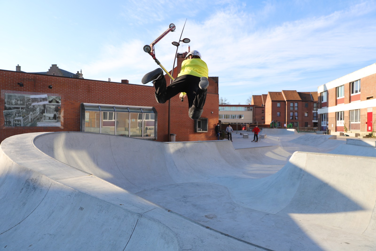 Mail ST Eloi Hazebrouck Skate Spot
