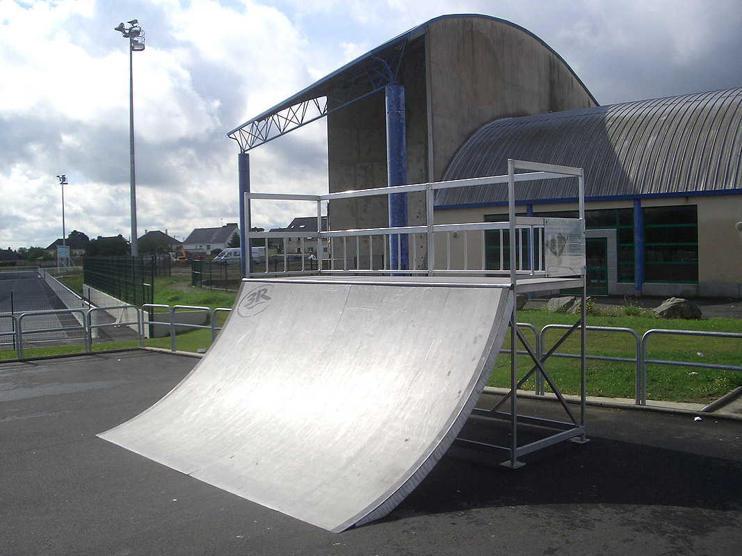 Stade Colette Besson Blain Skate Spot