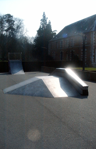 Le Val aux Grès Bolbec Skate Spot