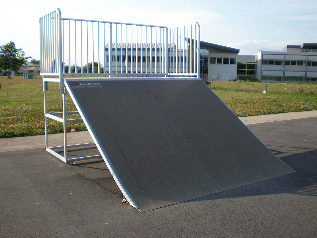 Lycée Alcide Bouaye Skate Spot