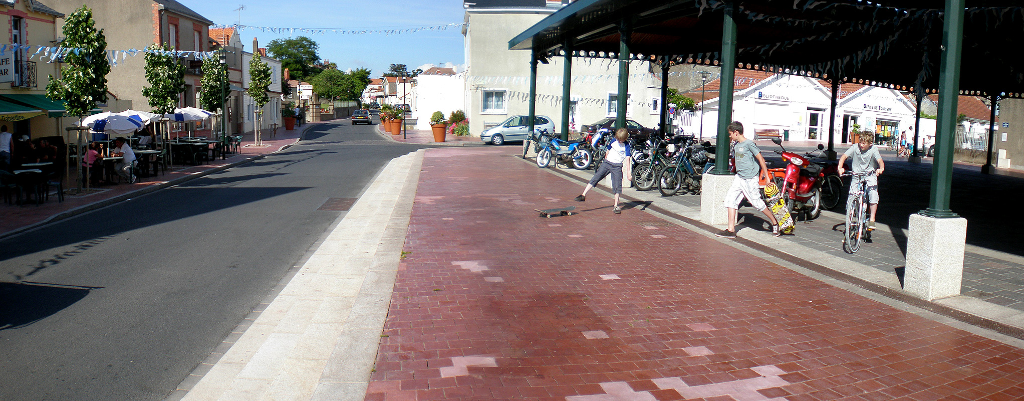 Halles La Bernerie en Retz Skate Spot