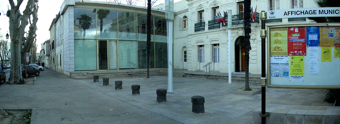 Hotel de Ville Lunel Skate Spot