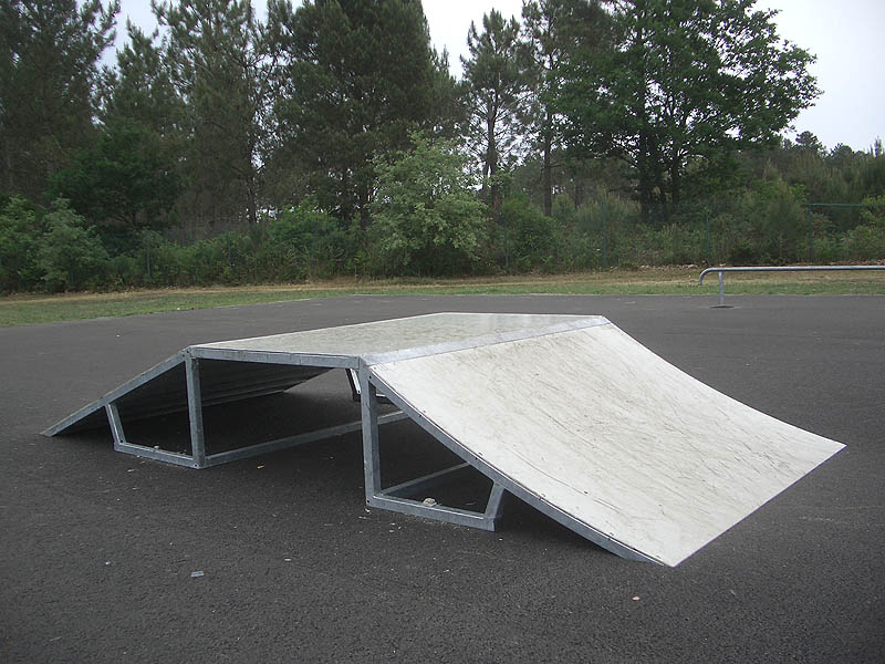 La Piscine Mimizan Skate Spot