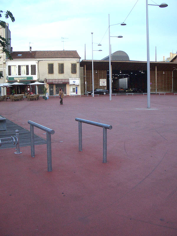 Red Place Mont de Marsan Skate Spot