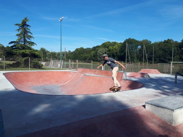 stade parfait Brunoy Skate Spot