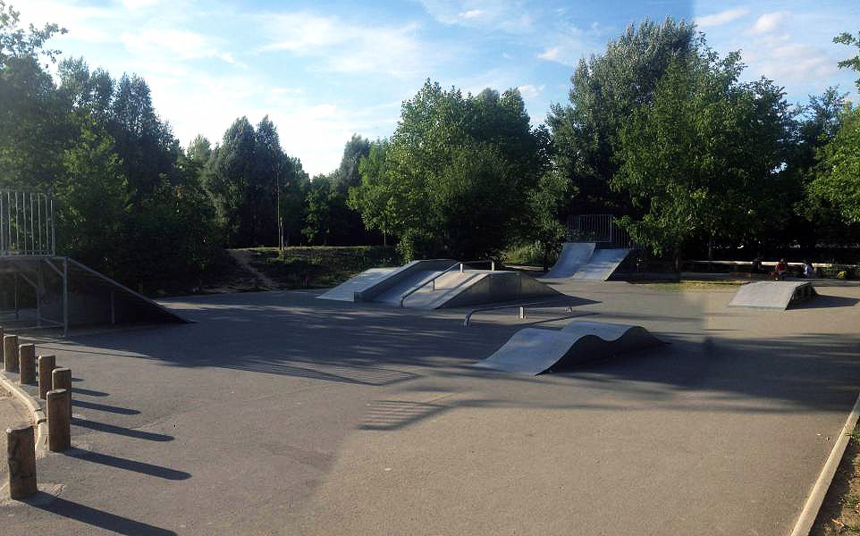 Deux Rivières Yerres Skate Spot