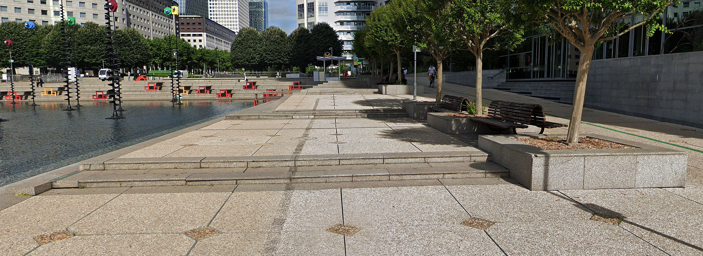 Bassin Takis Courbevoie Skate Spot