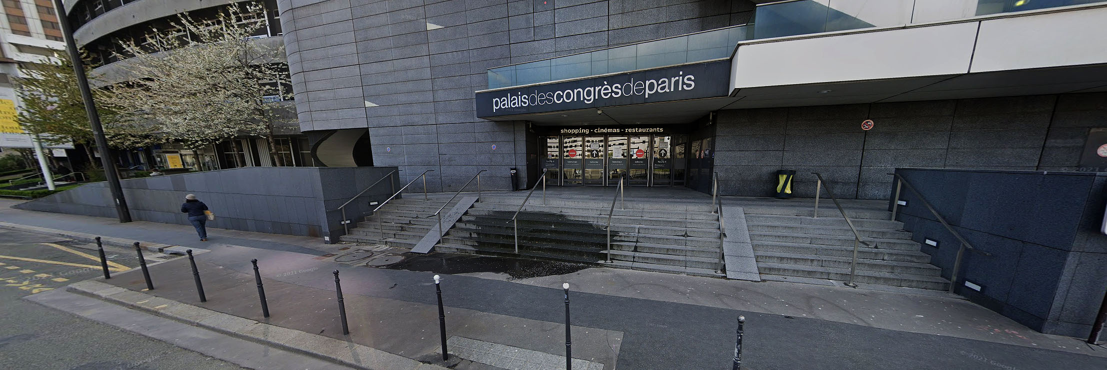 Palais des Congrès Paris Skate Spot