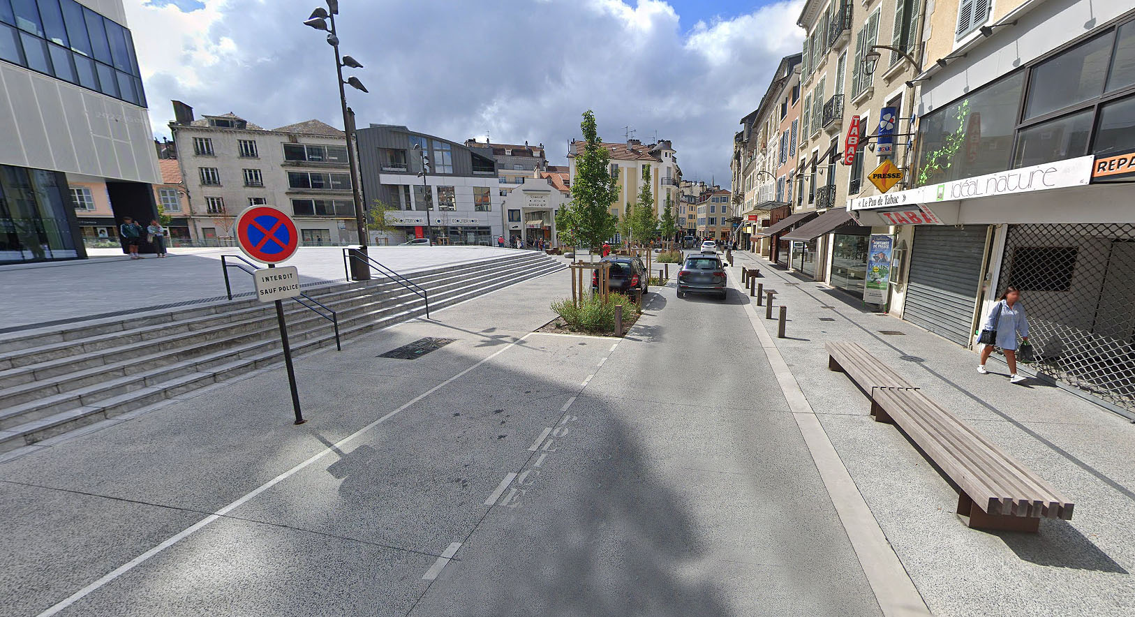 Les Halles Pau Skate Spot