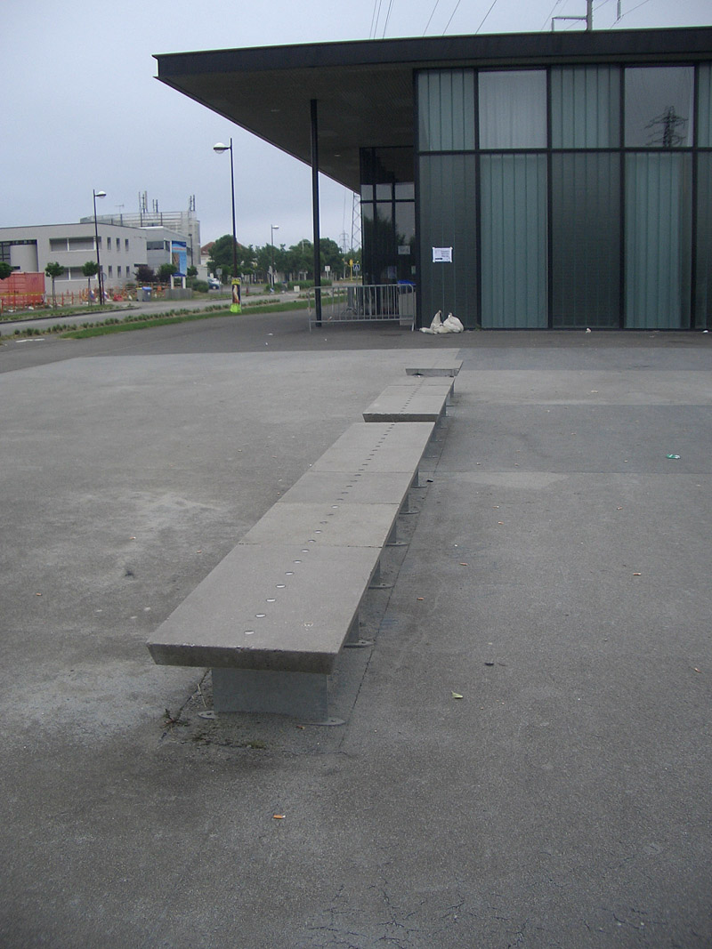 Gymnase Dugast Rezé Skate Spot