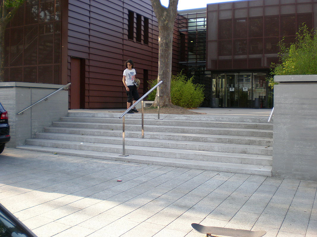 Maison des associations Saint Nazaire Skate Spot