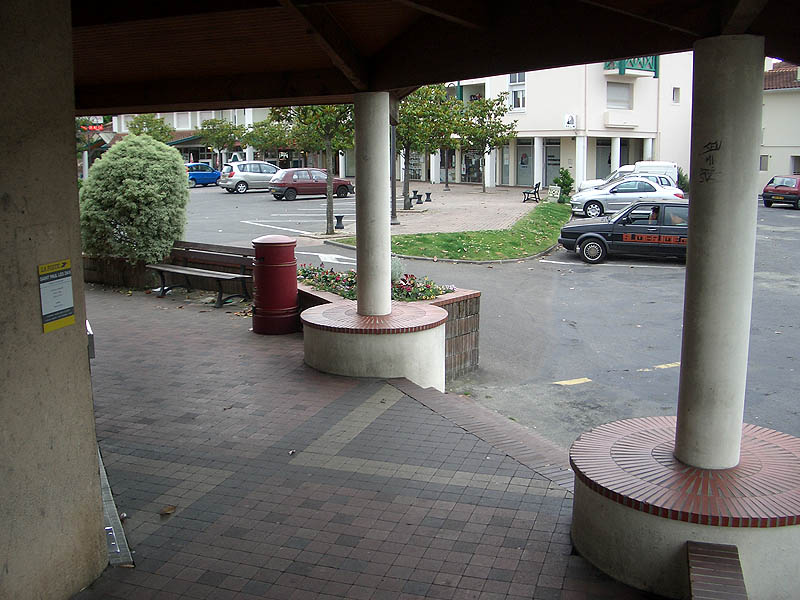 Le Marché Saint Paul lès Dax Skate Spot