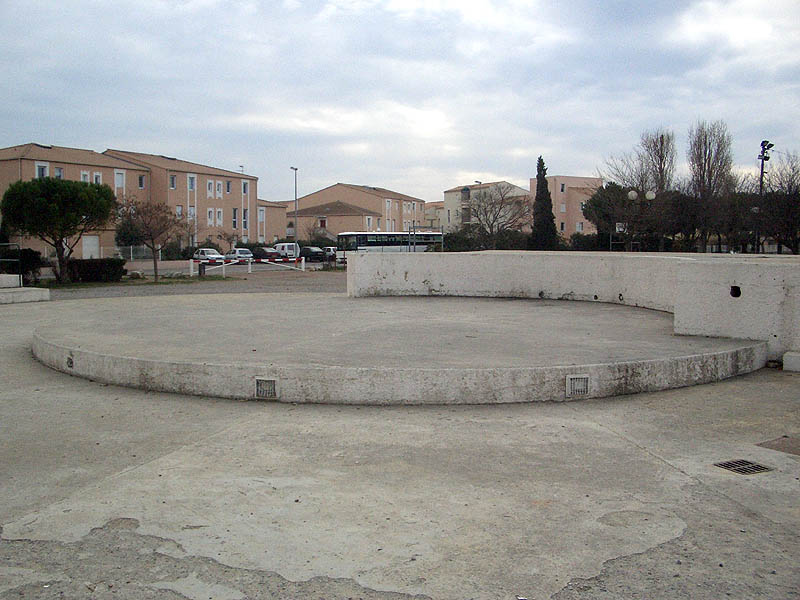 Médiathèque Villenueve les Maguelone Skate Spot