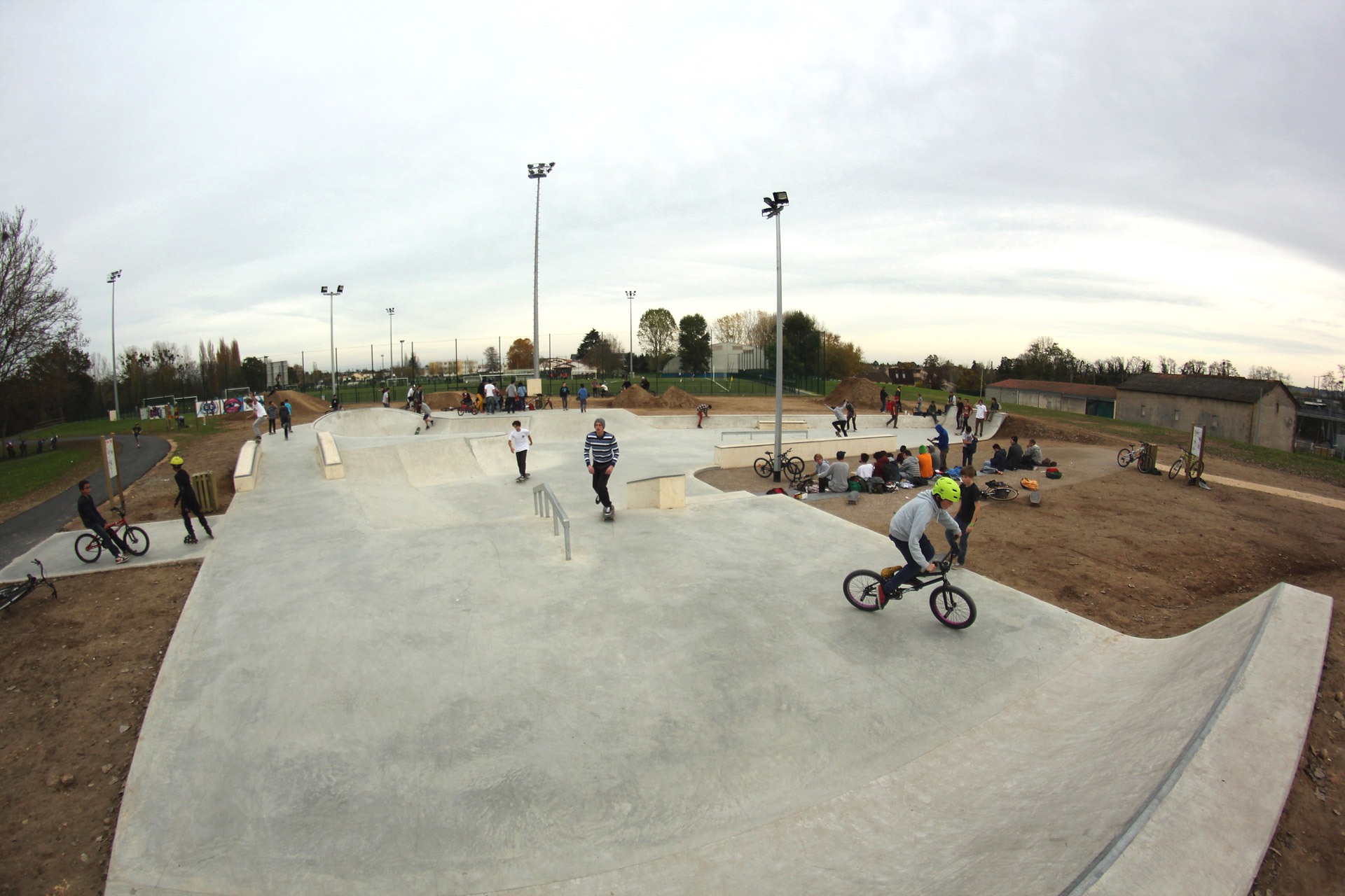 Le Barrage Bergerac Skate Spot