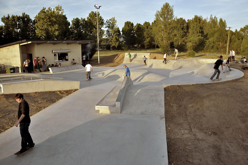 Astuss Saint Sulpice la Pointe Skate Spot