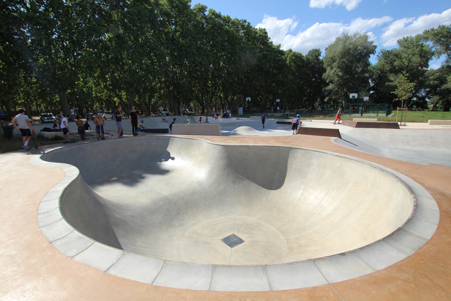 Casino Beaucaire Skate Spot