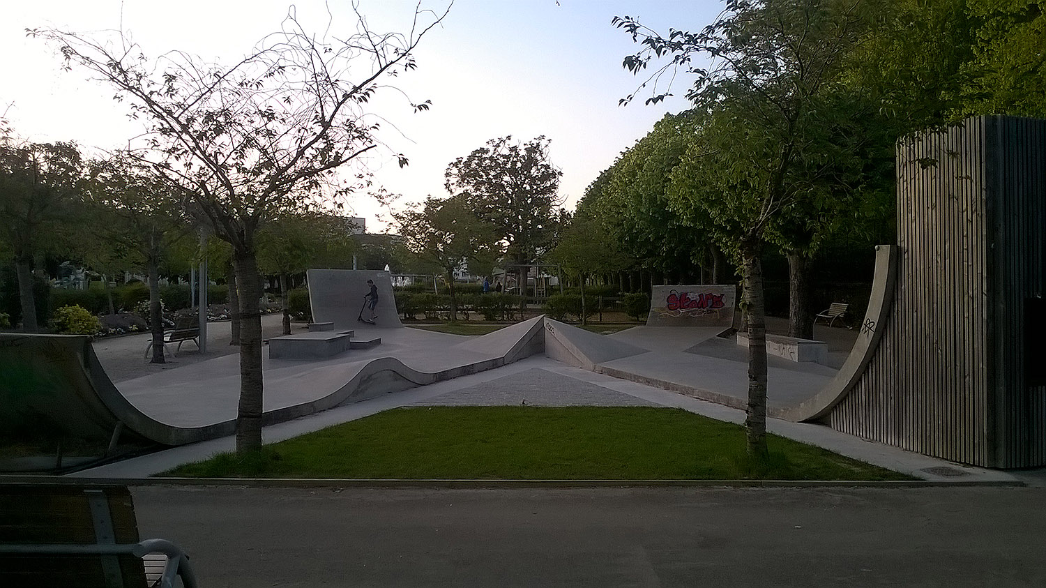 Square Bayard La Roche sur Yon Skate Spot