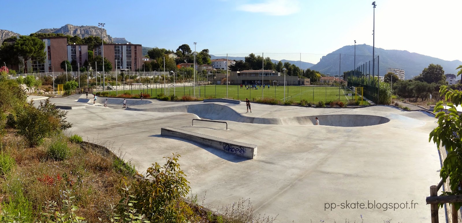 Ferme des Romarins Toulon Skate Spot
