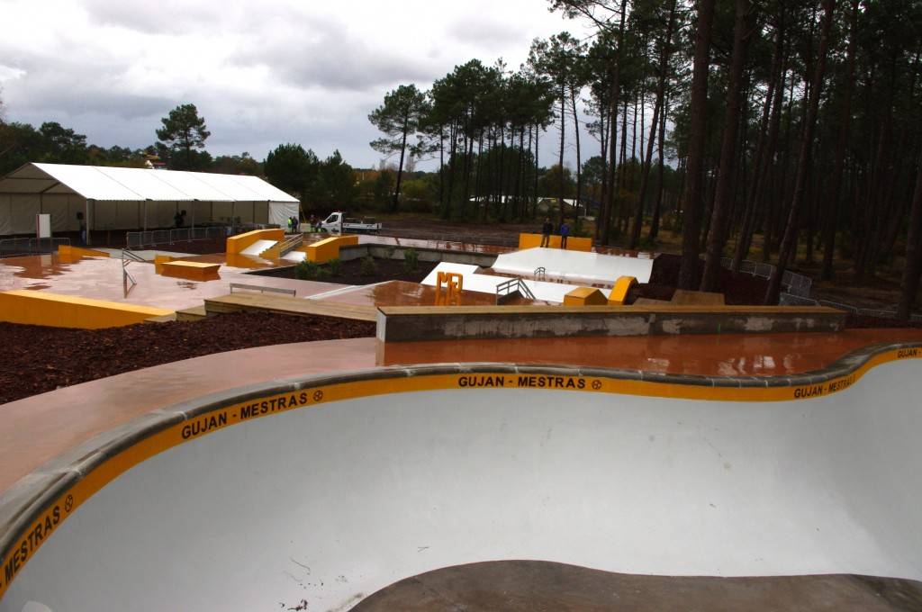 Bâton Rouge Gujan Mestras Skate Spot