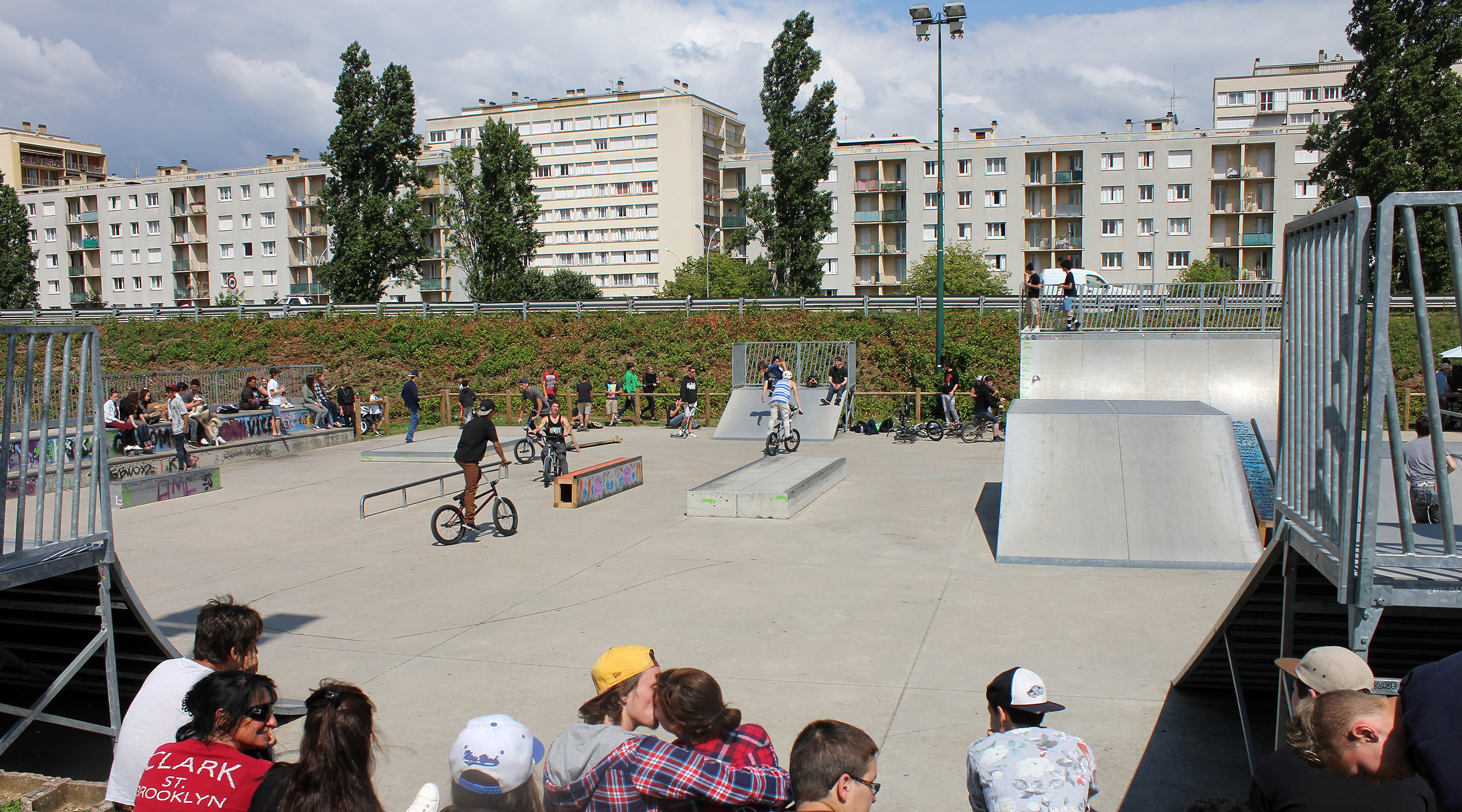 Lac des Closiers Montargis Skate Spot