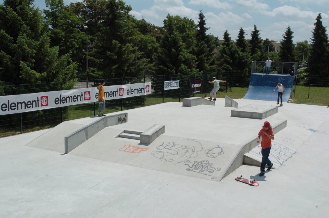 Espace Leo Lagrange Wittenheim Skate Spot