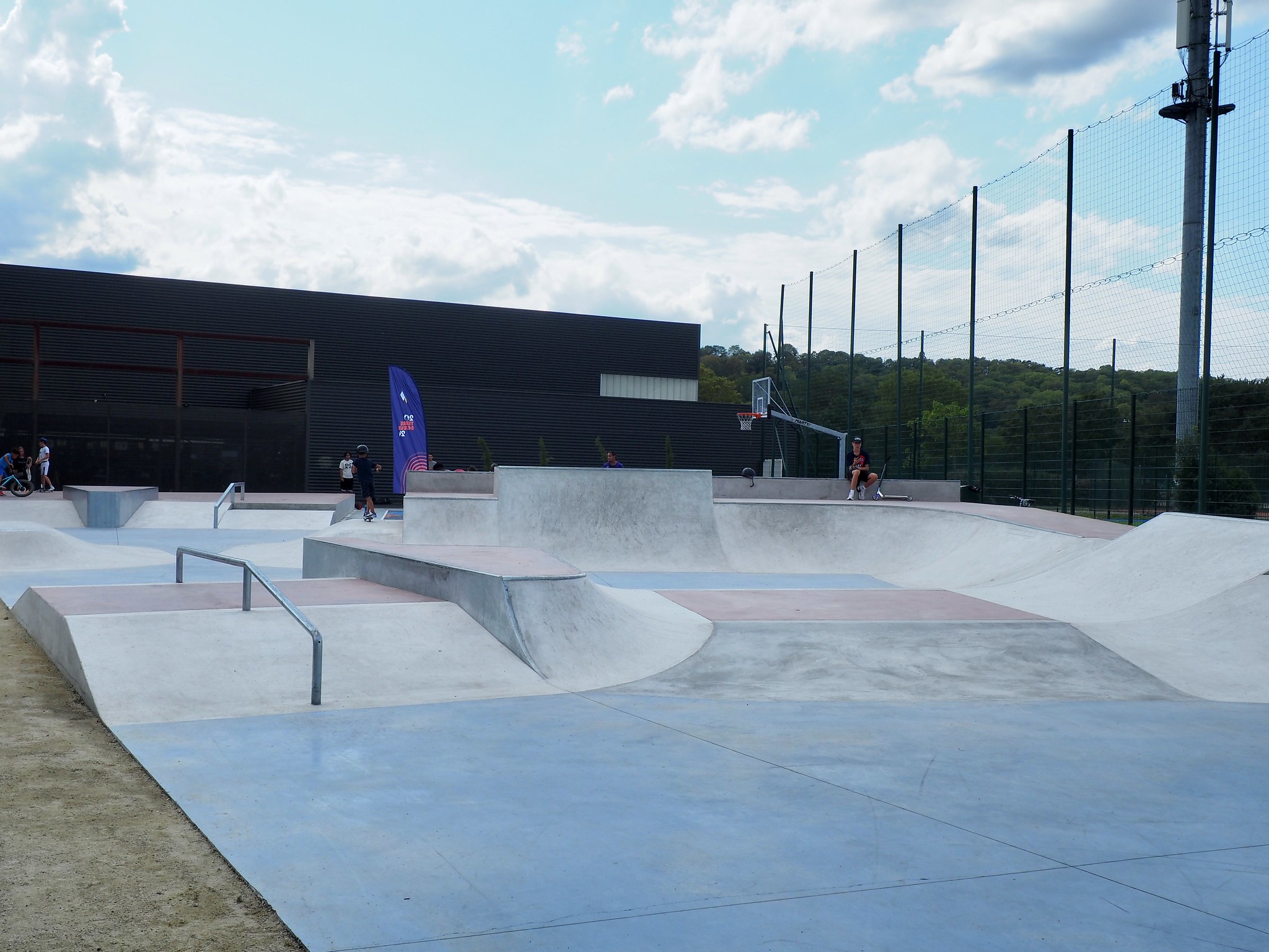 Skoop Croissy Sur Seine Skate Spot