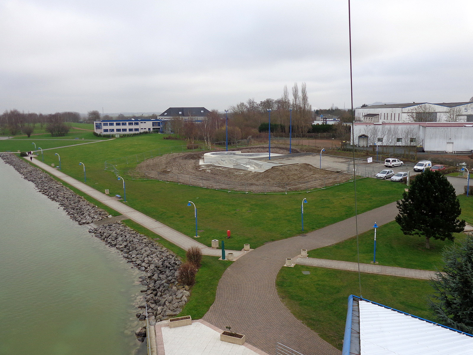 Stade Nautique Nœux les Mines Skate Spot