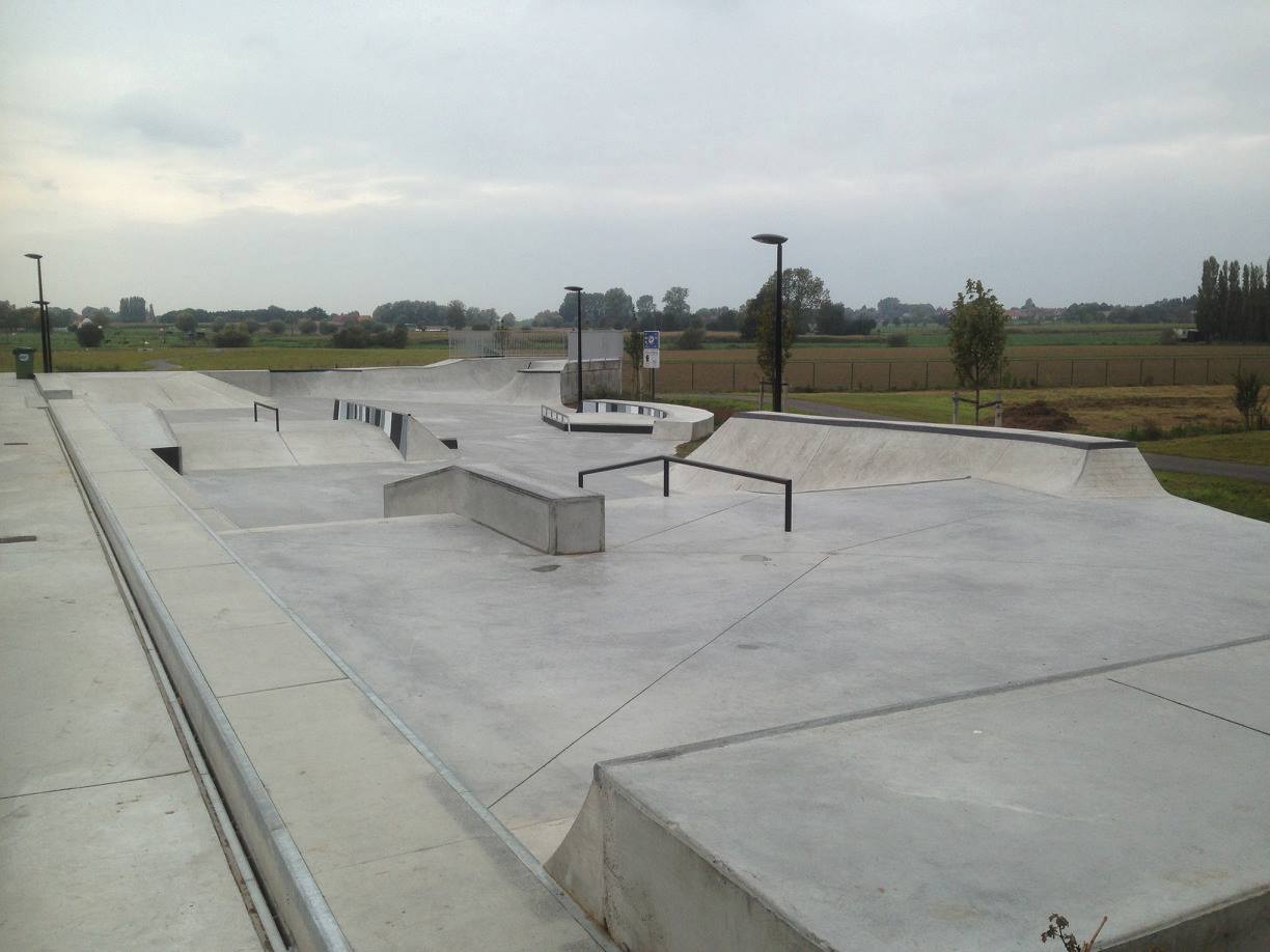 Zwevezele Wingene Skate Spot