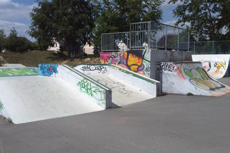 Collège Les Rochers Vitré Skate Spot