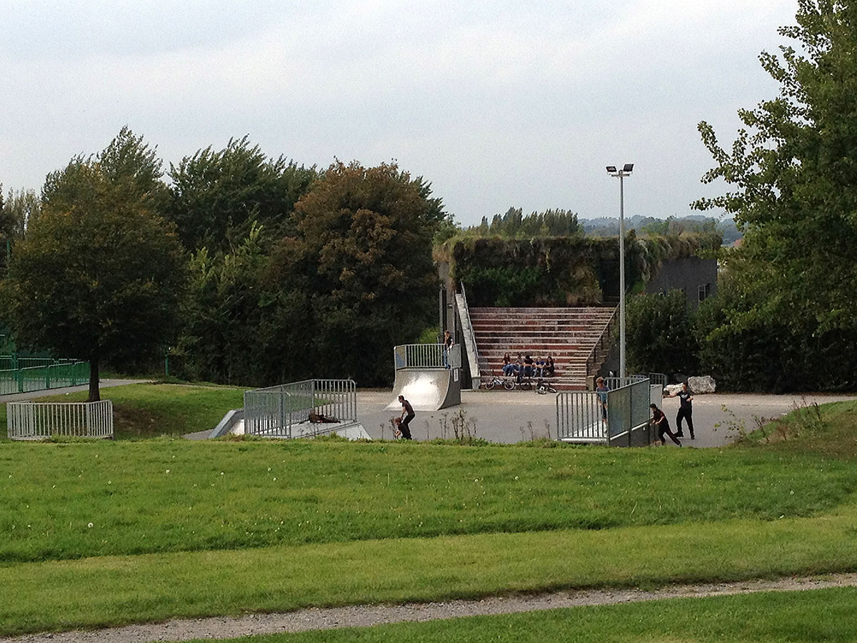 Parc du bois Leurent Roncq Skate Spot