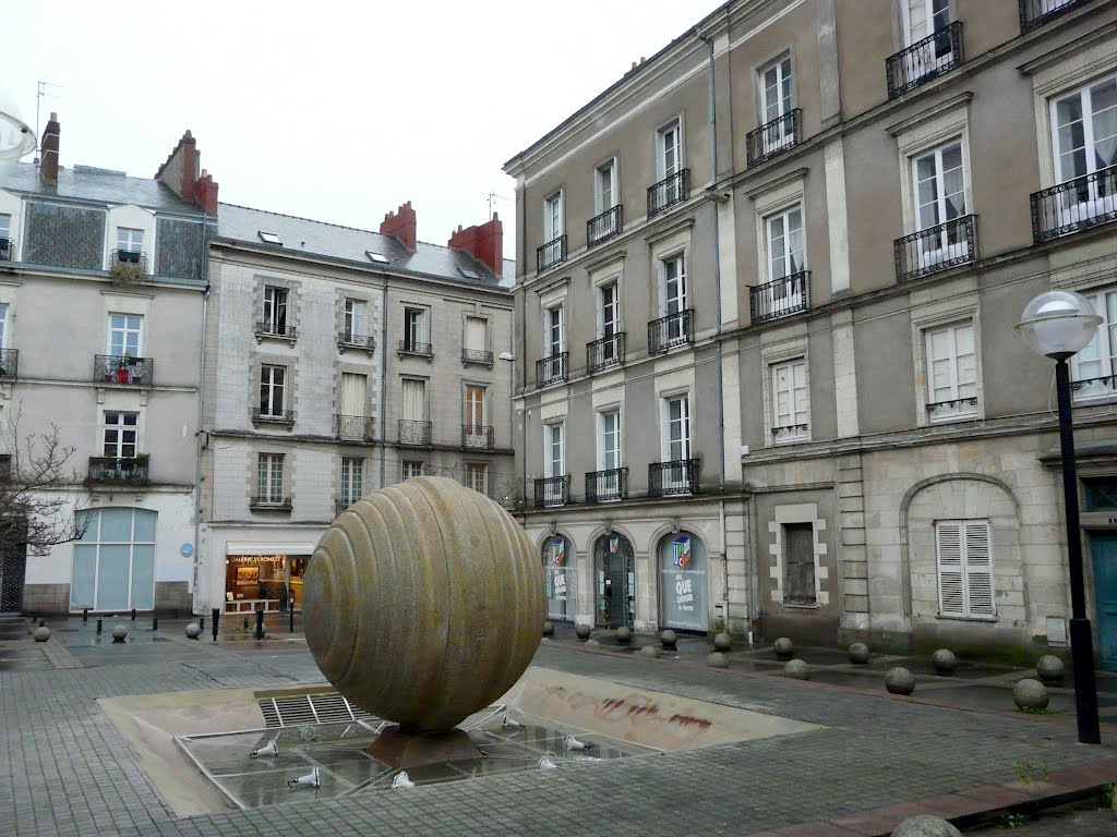 Place du Martray Nantes Skate Spot