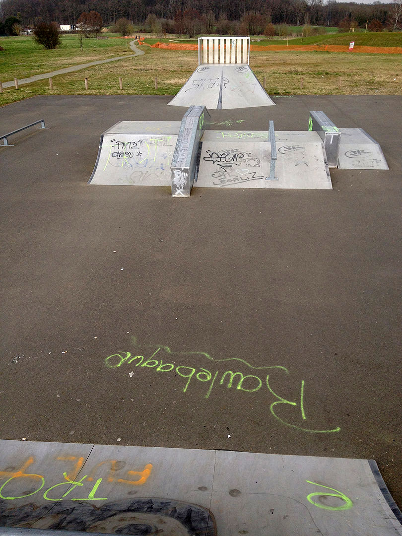 Plaine du Gué Changé Skate Spot