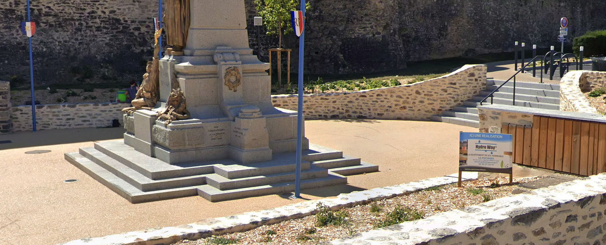 Place des Remparts Laval Skate Spot