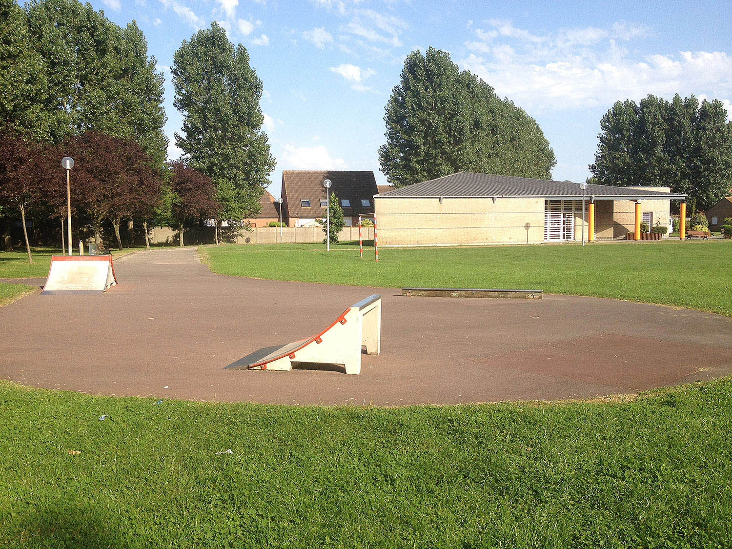 Les 4 Saisons Armentières Skate Spot