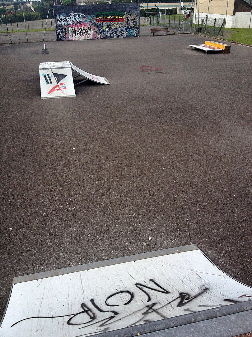 Stade Grenon Le Hom Skate Spot