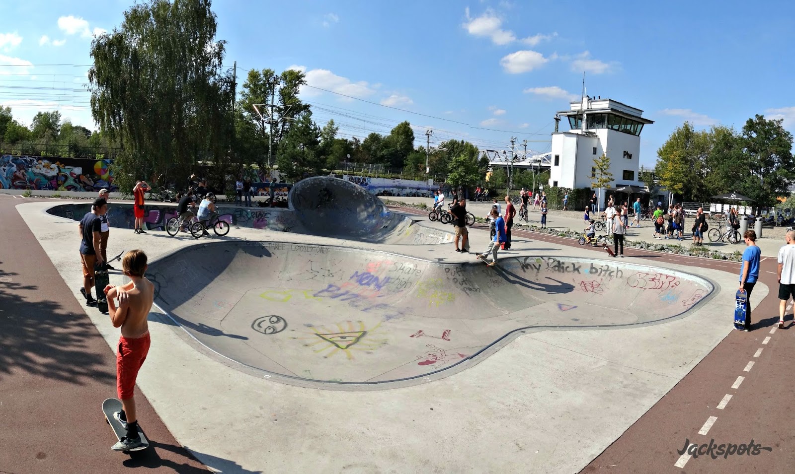 Gleisdreieck Berlin Skate Spot
