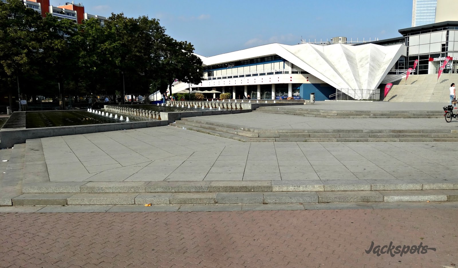 Fernsehturm Berlin Skate Spot
